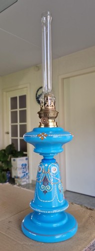 Antike opalglas petroleumlampe - opalglas,