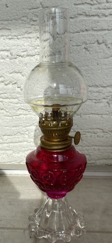 Antike petroleum tischlampe - petroleum,