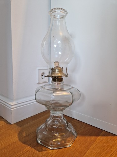 Antike petroleumlampe aus - antike,